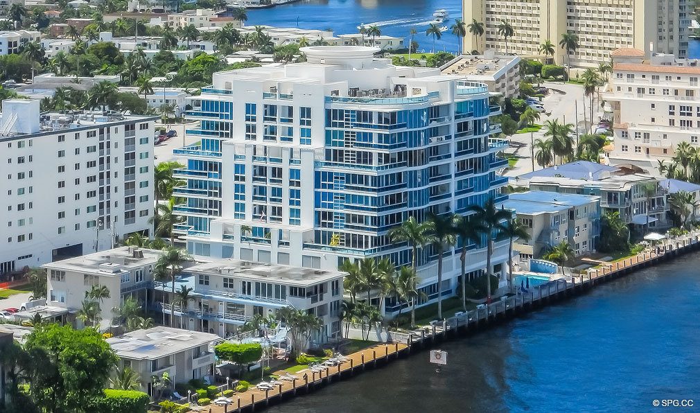 Aerial View of La Rive, Luxury Waterfront Condos in Fort Lauderdale, Florida 33304