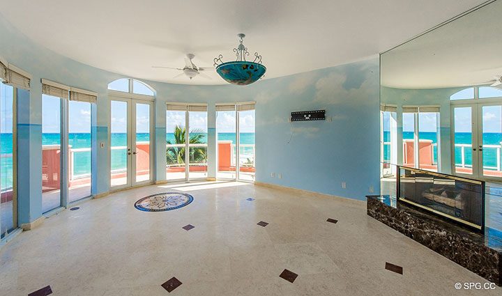 Fourth Floor Master Suite in Oceanfront Villa 7 at The Palms, Luxury Oceanfront Condominiums Fort Lauderdale, Florida 33305