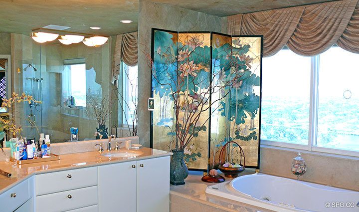 Master Bath at Luxury Oceanfront Residence 20B, Tower I, The Palms Condominiums, 2100 North Ocean Boulevard, Fort Lauderdale Beach, Florida 33305, Luxury Seaside Condos