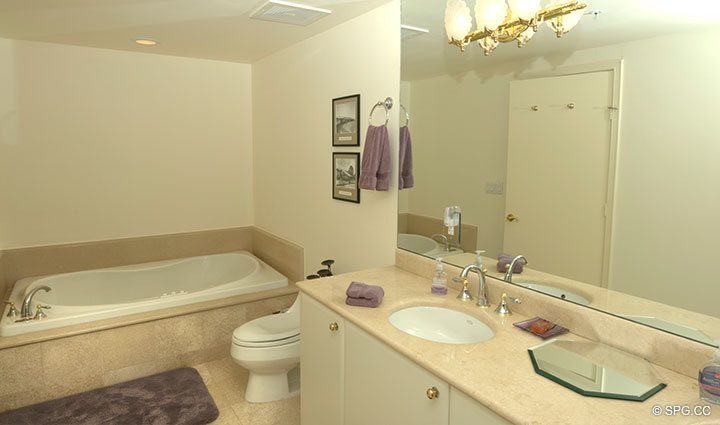 Master Bathroom at Luxury Oceanfront Residence 8F, Tower II, The Palms Condominiums, 2110 North Ocean Boulevard, Fort Lauderdale Beach, Florida 33305, Luxury Seaside Condos